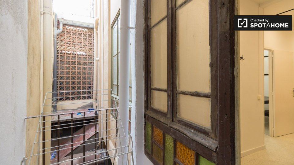 Double room Barcelona, 7 beds, 160m² — photo 5