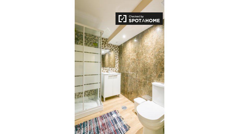 Double room Lisbon, 11 beds, 320m² — photo 4