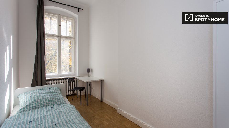 Double room Berlin, 8 beds, 186m² — photo 1