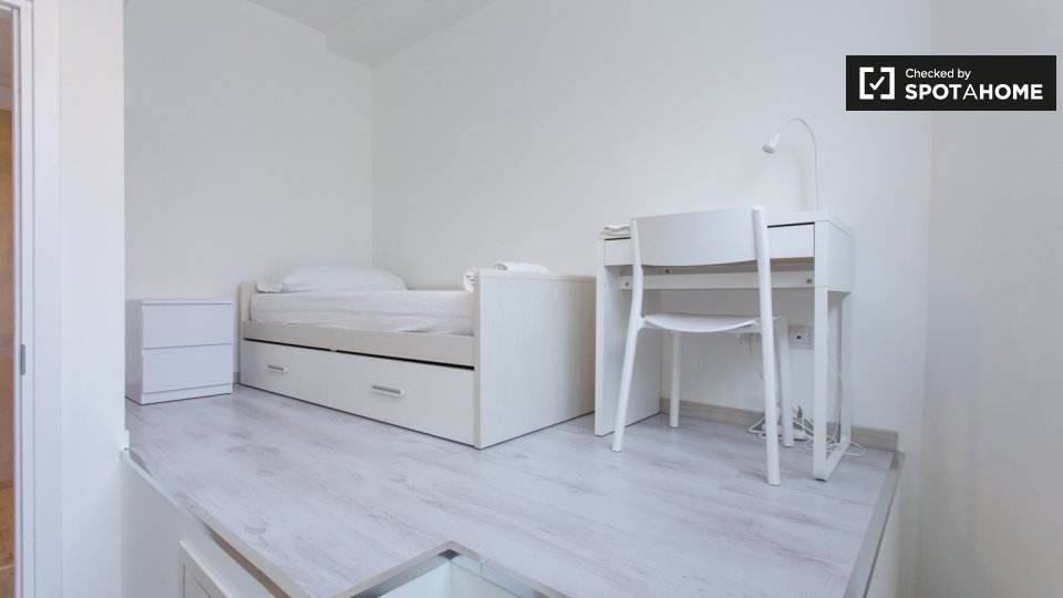 Double room Milan, 5 beds, 113m² — photo 7