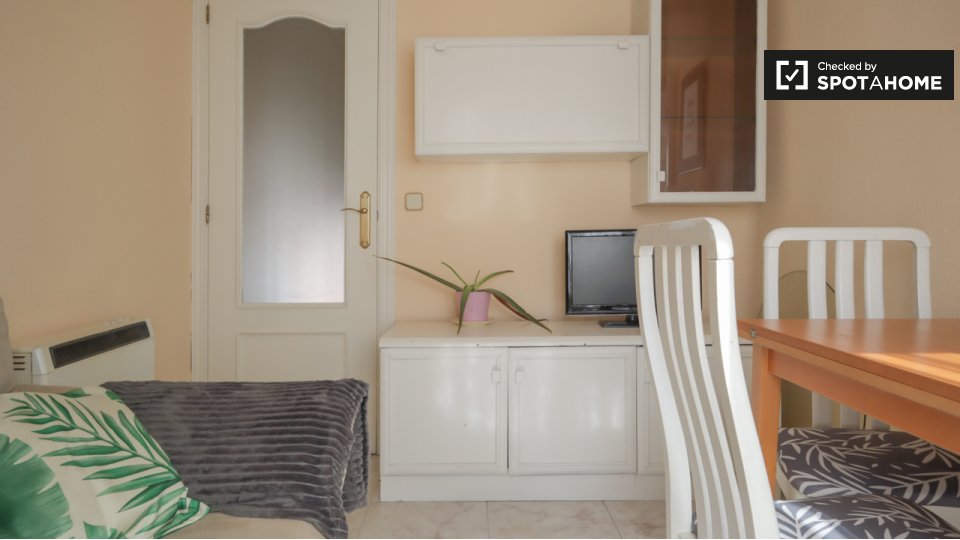 Apartment Madrid, 1 bed, 45m² — photo 1