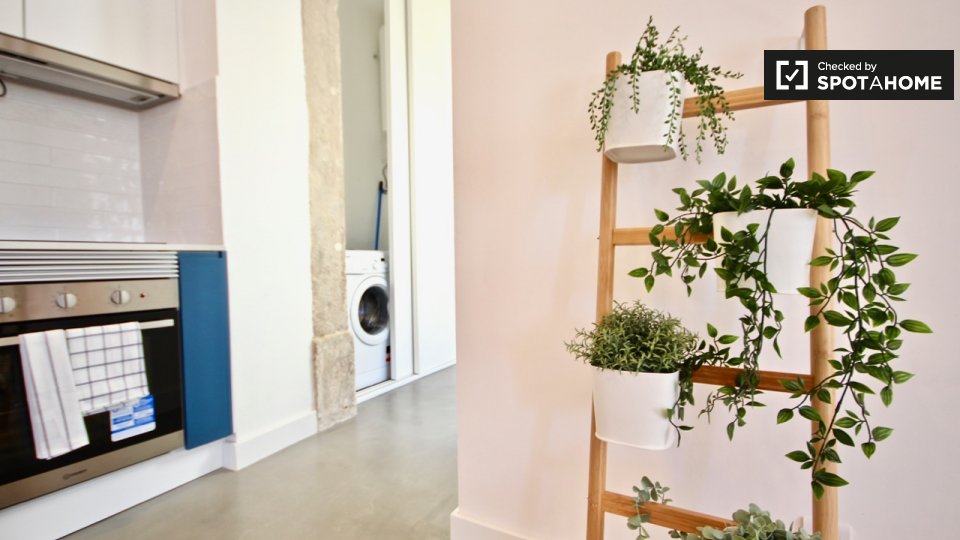 Apartment Lisbon, 2 beds — photo 10