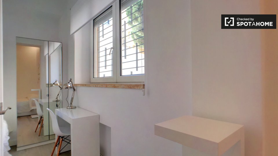 Double room Madrid, 6 beds — photo 7