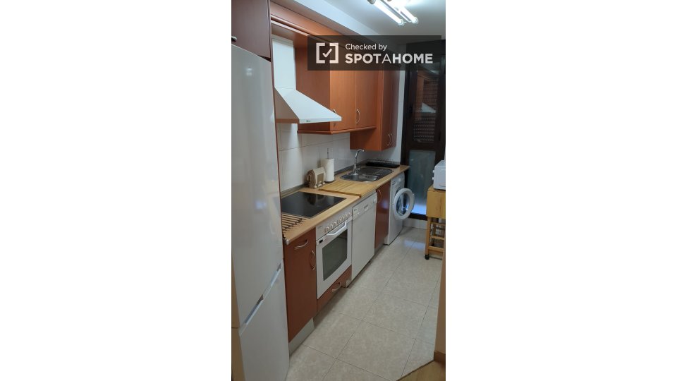 Apartment Zaragoza, 2 beds, 55m² — photo 4