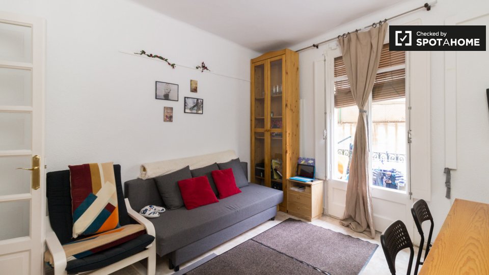 Double room Barcelona, 3 beds — photo 3
