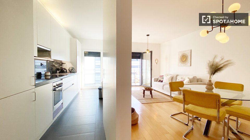 Apartment Lisbon, 1 bed — photo 4