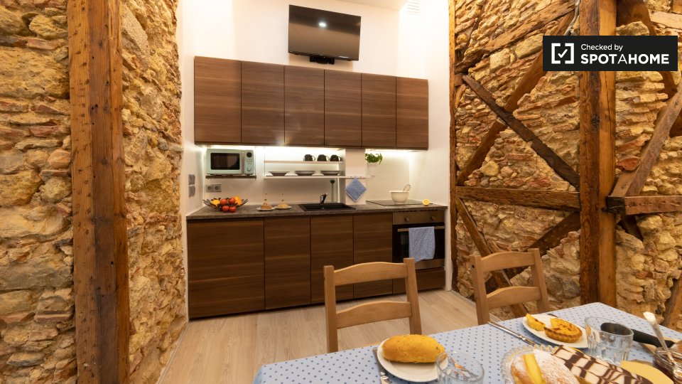 Double room Lisbon, 5 beds, 120m² — photo 8