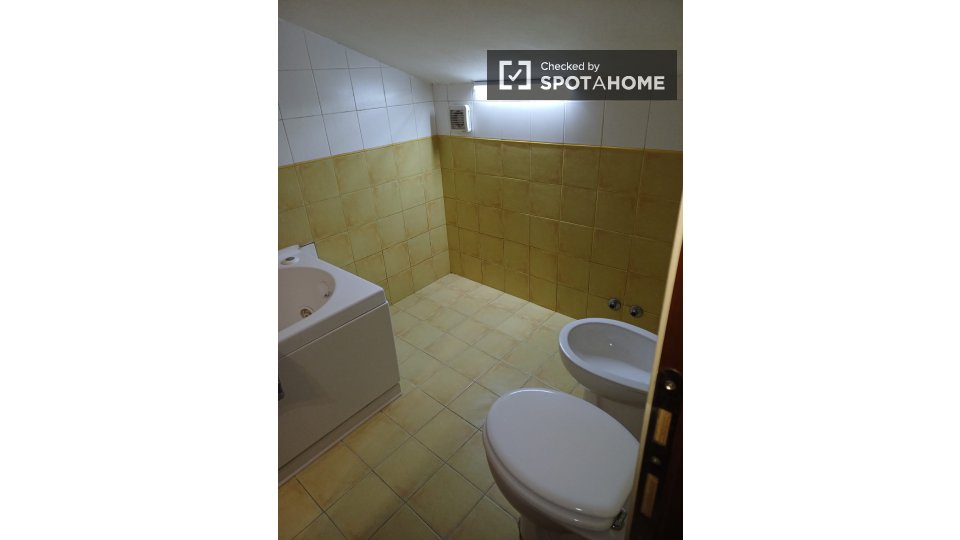 Double room Rome, 16 beds, 200m² — photo 39