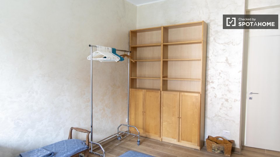 Double room Rome, 2 beds — photo 13
