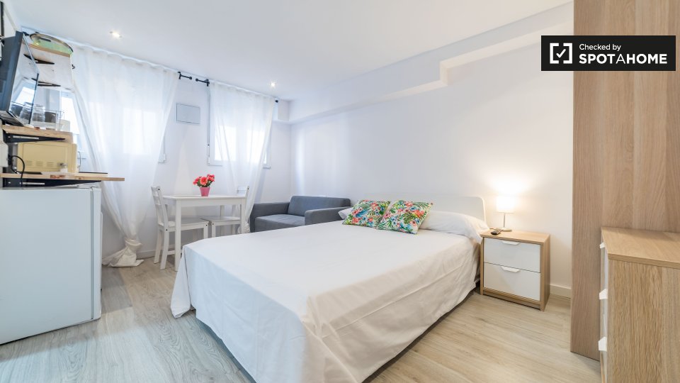 Apartment mono Valencia, 26m² — photo 1