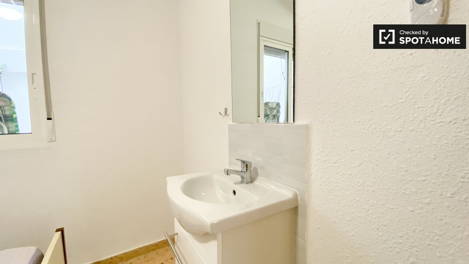Double room Valencia, 4 beds — photo 4