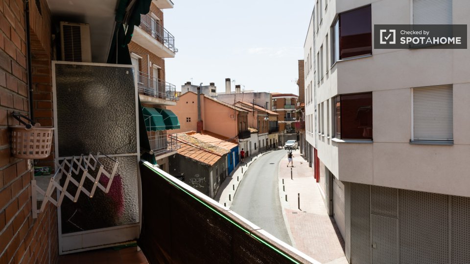 Double room Madrid, 4 beds — photo 26