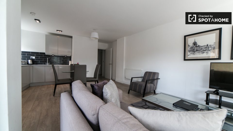 Apartment London, 2 beds — photo 5