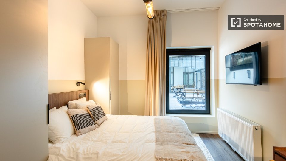 Double room Brussels, 11 beds — photo 22