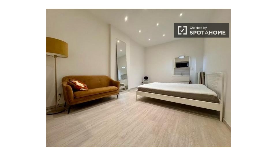 Double room Brussels, 8 beds — photo 29