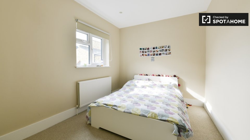 Double room London, 6 beds — photo 1