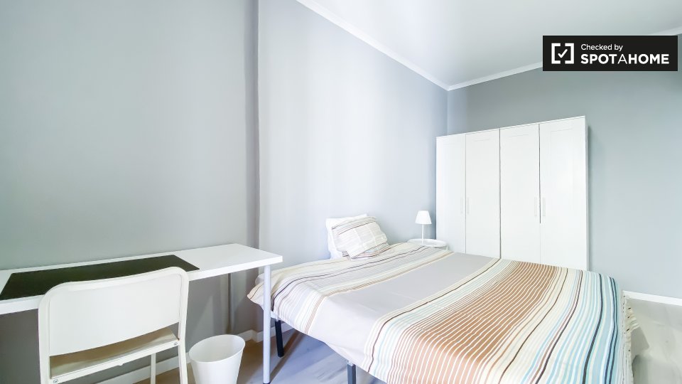 Double room Lisbon, 5 beds, 85m² — photo 40