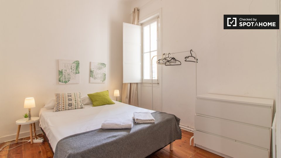 Double room Lisbon, 5 beds, 90m² — photo 20