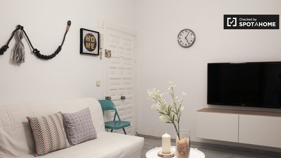 Apartment Madrid, 1 bed, 35m² — photo 2