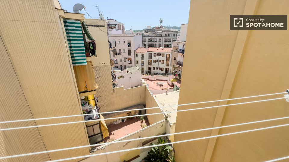 Double room Barcelona, 2 beds, 50m² — photo 9