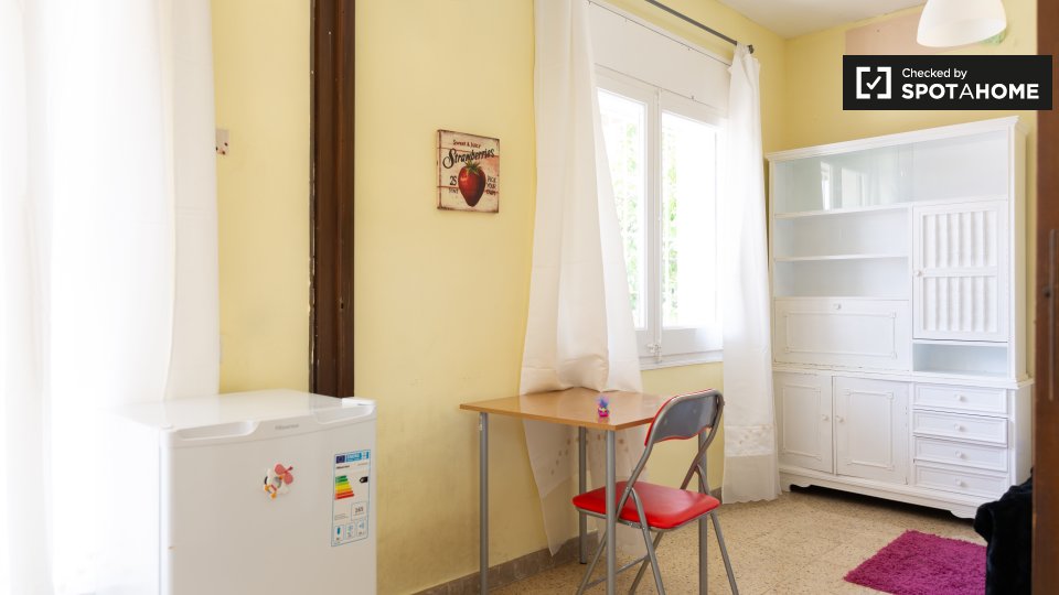Double room Barcelona, 9 beds — photo 2