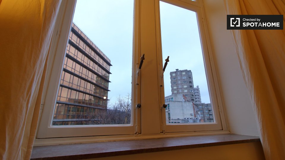 Double room Brussels, 11 beds, 750m² — photo 5