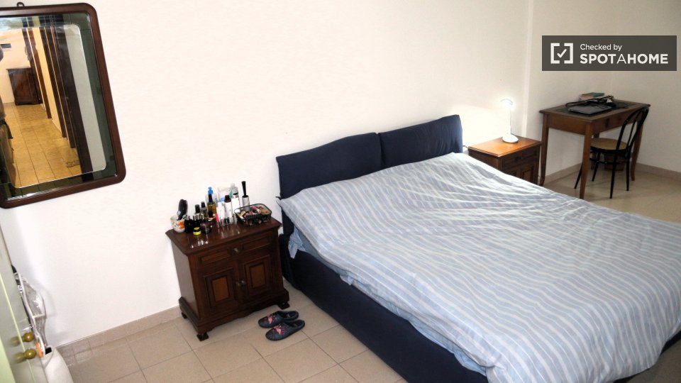 Double room Rome, 5 beds — photo 16