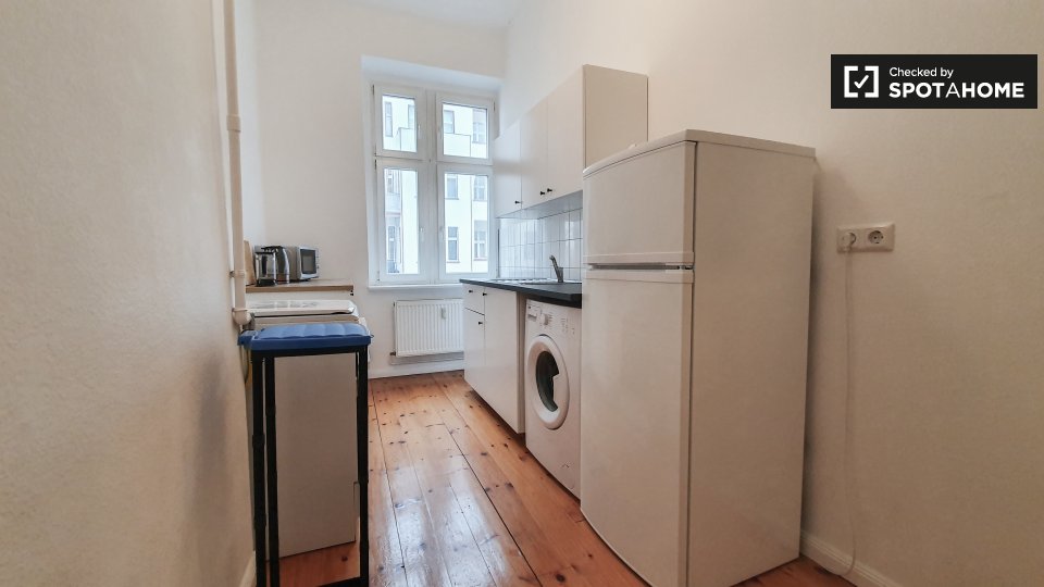 Double room Berlin, 3 beds — photo 6