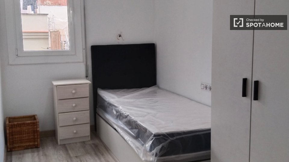 Double room Barcelona, 4 beds — photo 23
