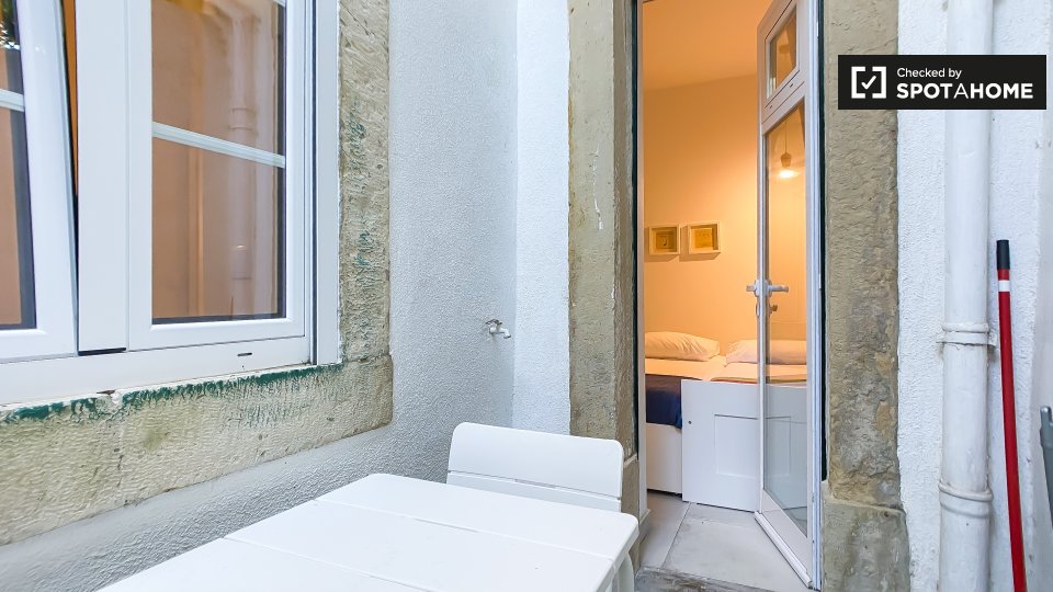 Apartment Lisbon, 2 beds — photo 2