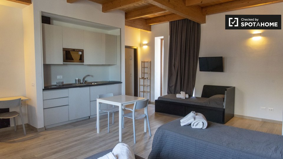 One-room apartment for rent in Pigneto, Rome - in Rome