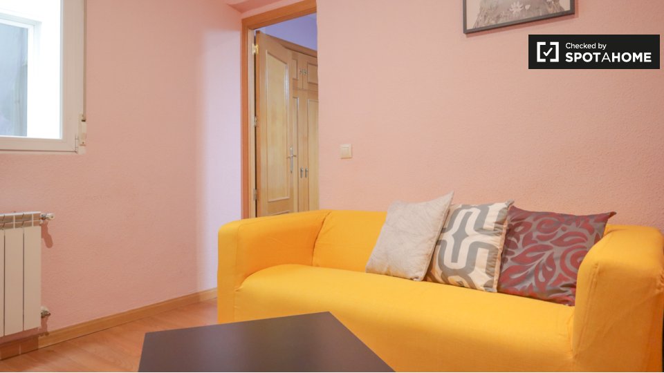 Apartment Madrid, 3 beds, 65m² — photo 4