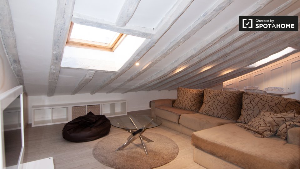 Apartment Madrid, 1 bed, 50m² — photo 1