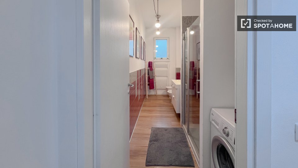 Double room Milan, 2 beds, 65m² — photo 9