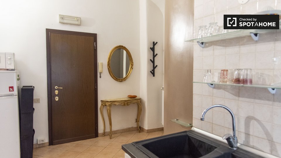 Apartment Rome, 1 bed, 47m² — photo 17