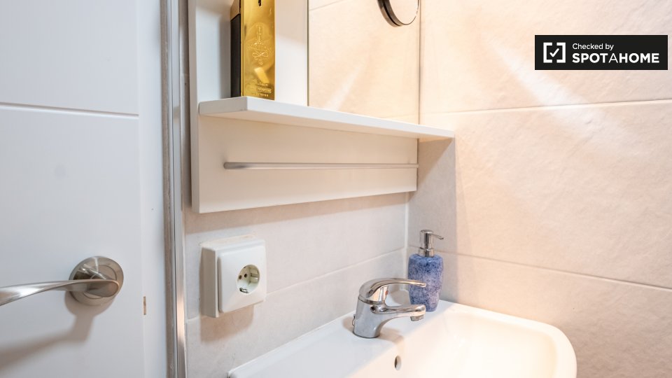Apartment mono Madrid, 18m² — photo 12