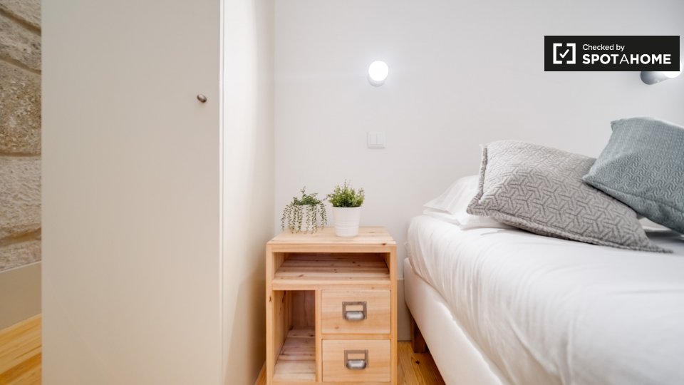 Apartment Porto, 1 bed — photo 2