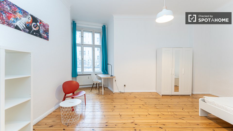 Double room Berlin, 3 beds — photo 16
