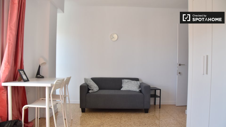 Double room Valencia, 8 beds — photo 3