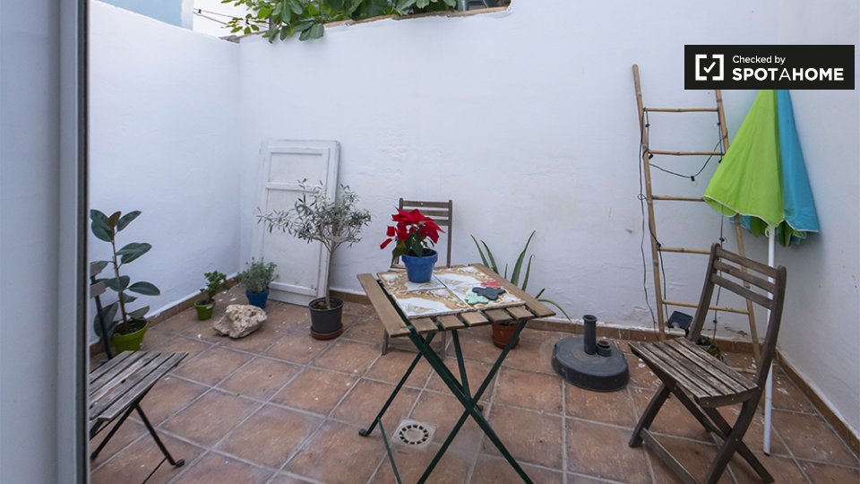 Apartment Valencia, 1 bed, 45m² — photo 14