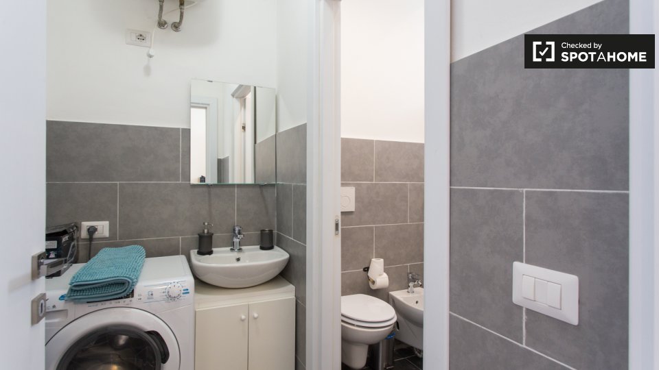 Double room Milan, 5 beds, 113m² — photo 17
