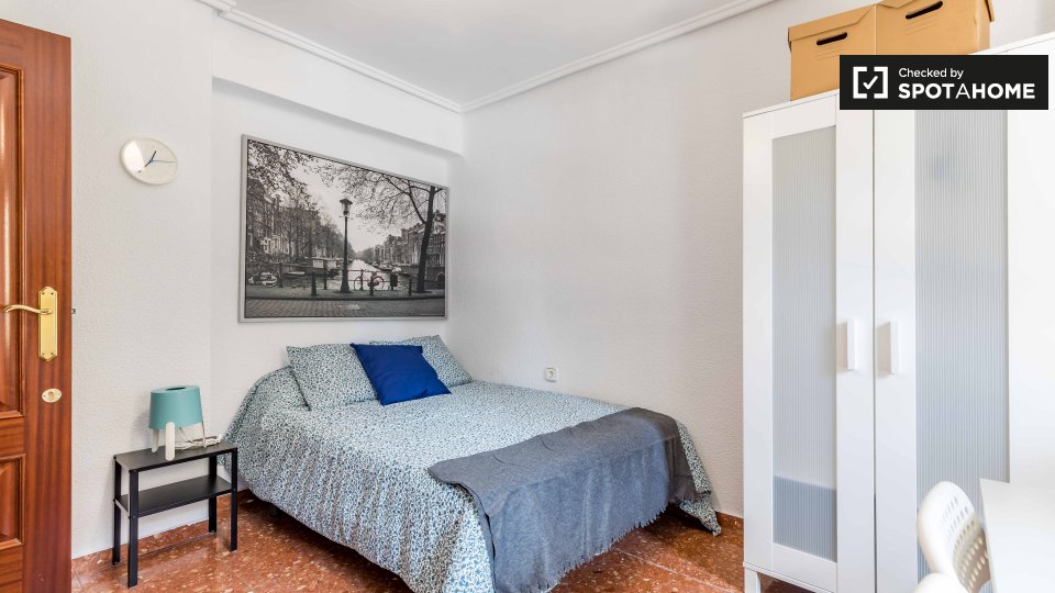 Double room Valencia, 9 beds — photo 2