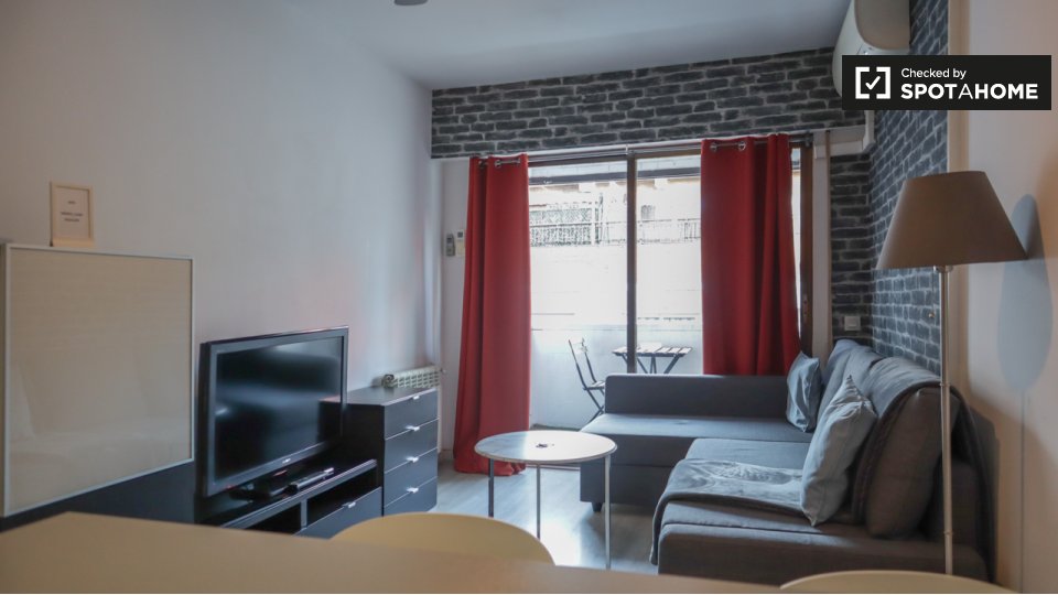 Apartment Madrid, 1 bed — photo 1