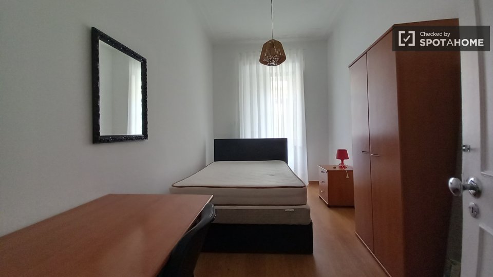 Apartment Lisbon, 3 beds, 220m² — photo 10