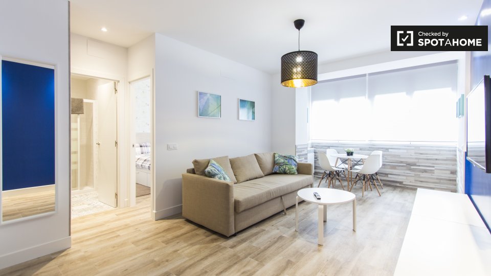 Apartment Madrid, 1 bed, 55m² — photo 1