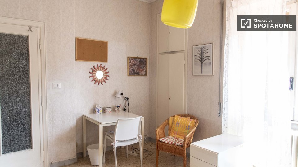 Double room Rome, 3 beds, 100m² — photo 2