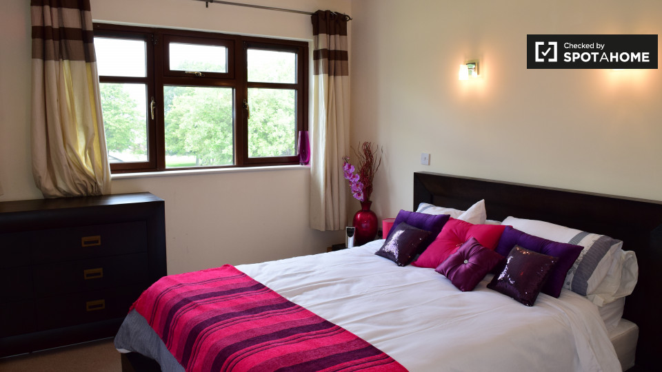 Double room Dublin, 3 beds — photo 1
