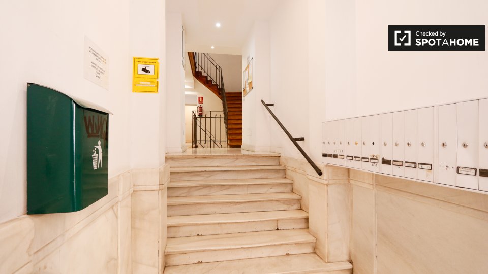 Apartment mono Madrid — photo 17