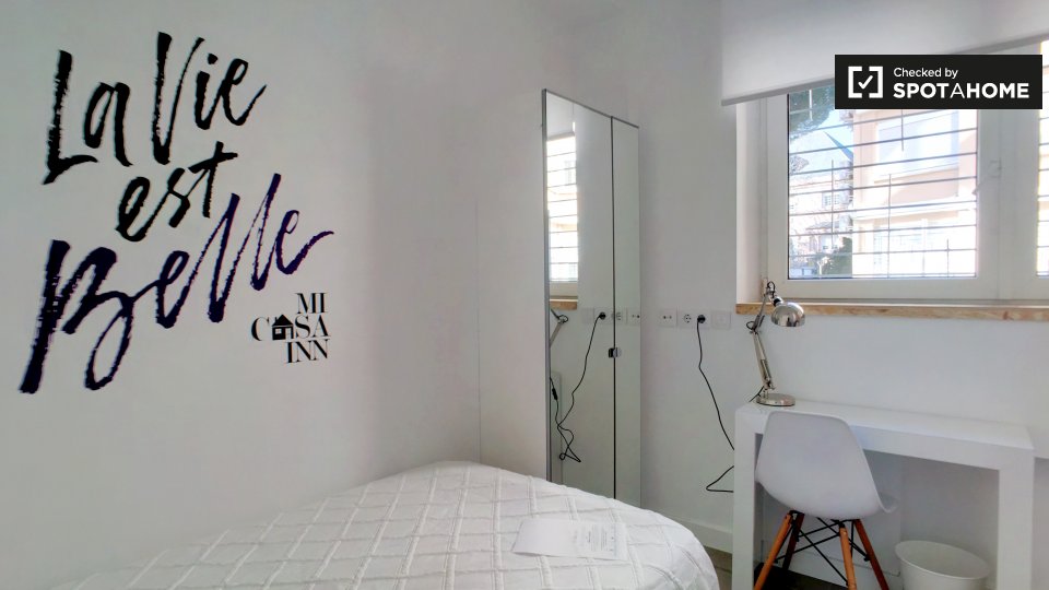 Double room Madrid, 6 beds — photo 5