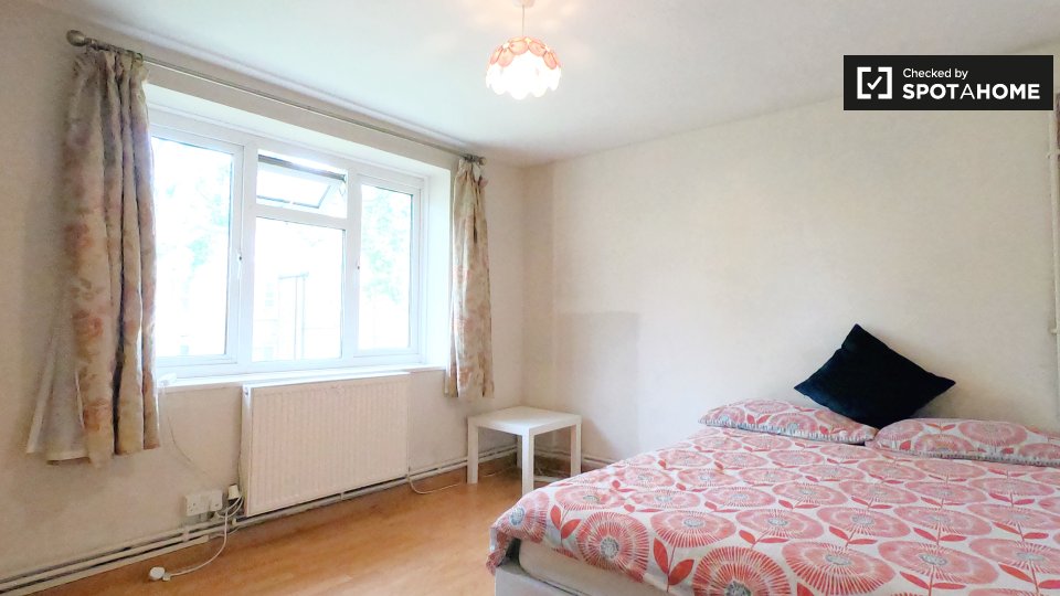 Double room London, 4 beds — photo 18